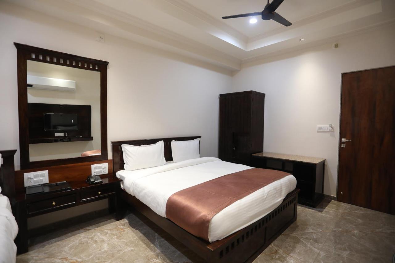 Chandan Kasturi Resort Dariāwad Eksteriør billede